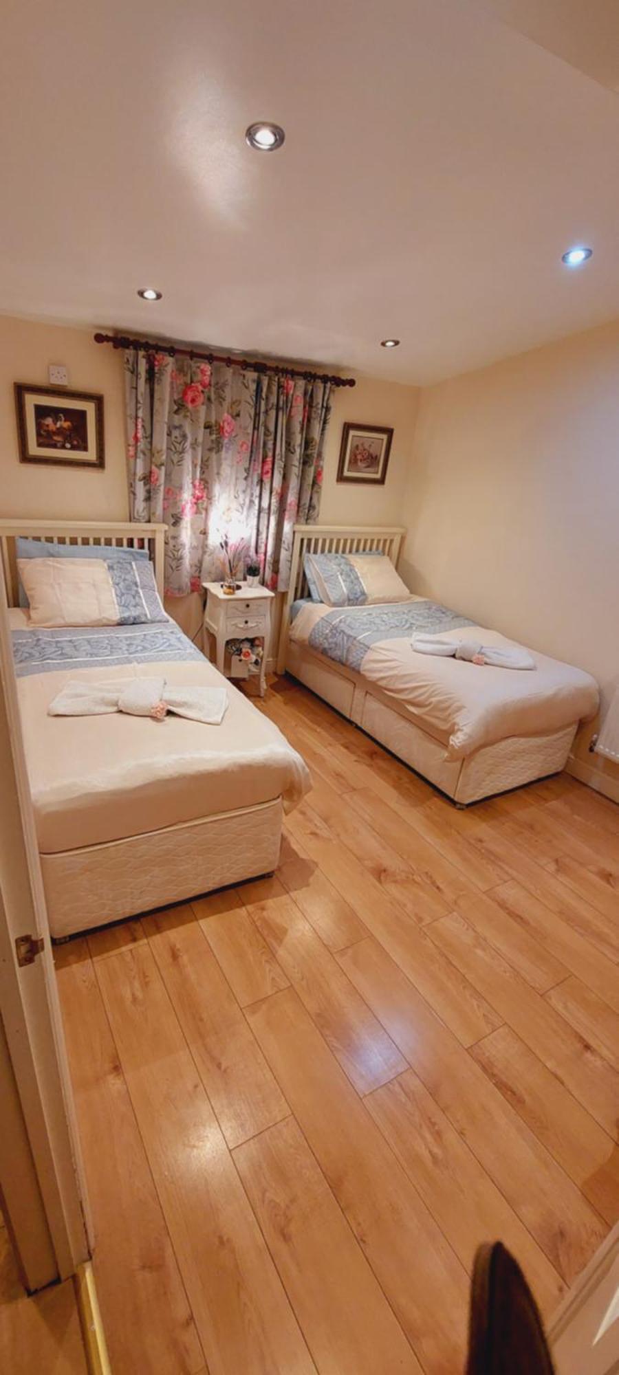בריסטול Beautiful Apartment מראה חיצוני תמונה